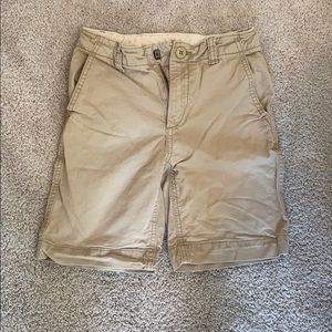 Gap kids 8 year old regular khaki shorts